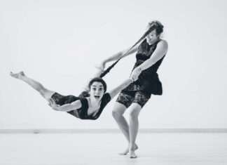 CucuFestival 2026: teatro di strada a Roana dal 27 al 30 agosto 2026 CucuFestival 2026 a Roana, spettacolo di teatro di strada e circo contemporaneo